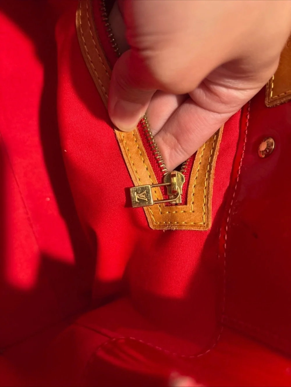 Louis Vuitton Red Patent
Monogram Vernis Tote with Tan Handles - Picture 9 of 16